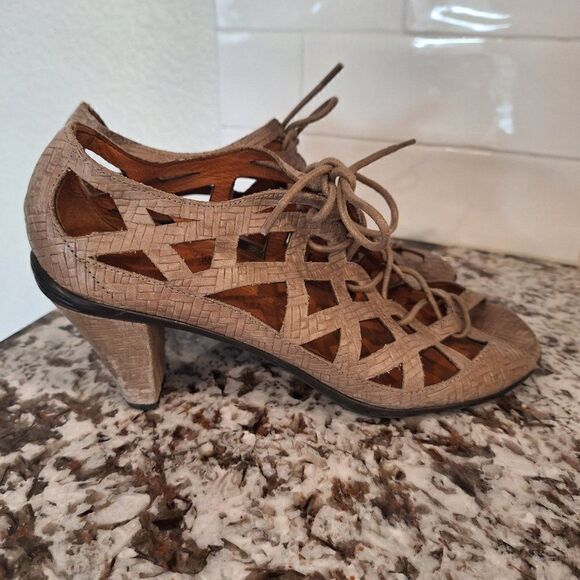 GENTLE SOULS  Leather SANDALS size 7M - Picture 3 of 14